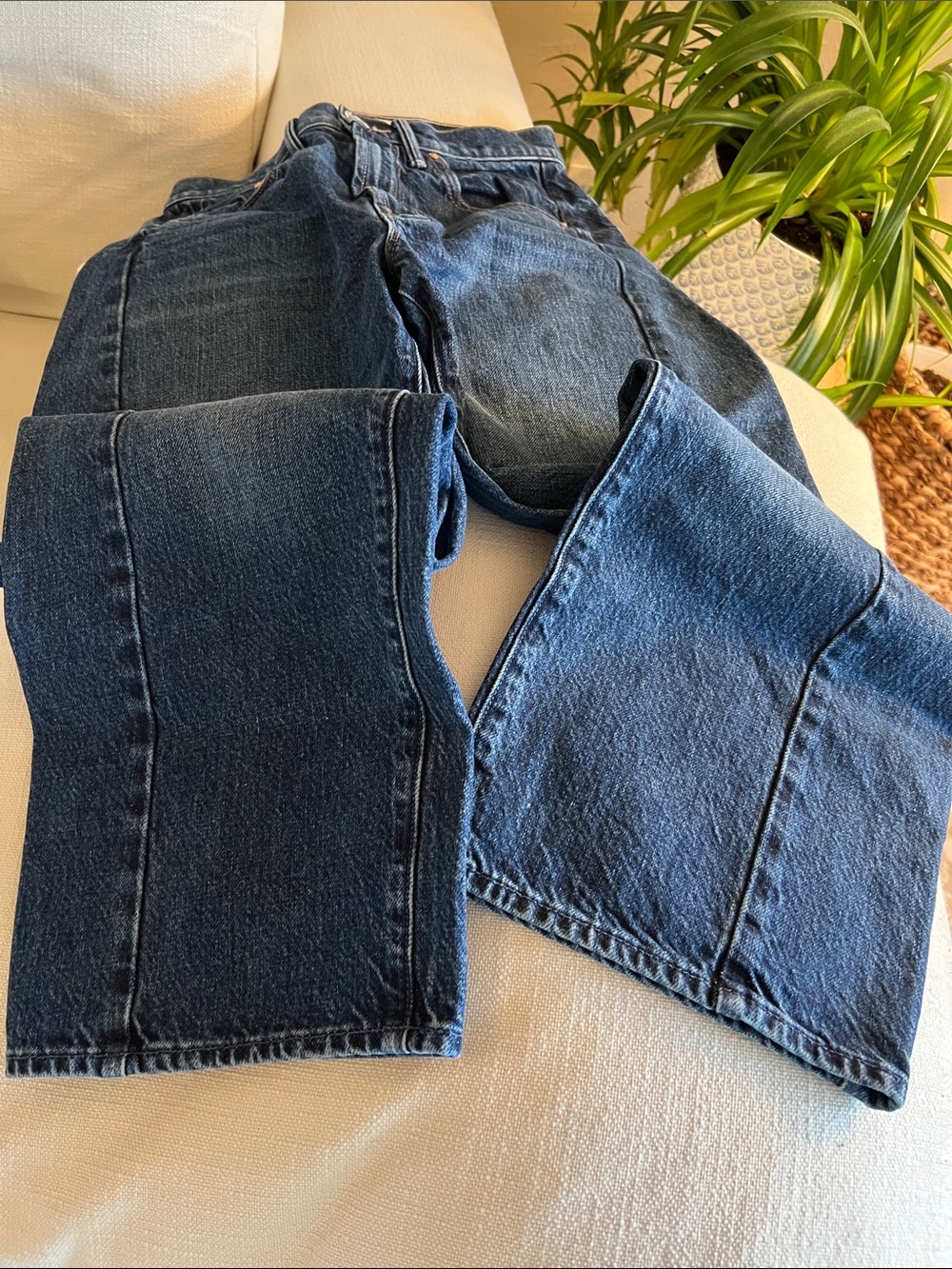 MOTHER Denim Lil Mother Half Pipe Ankle Jeans in Did You Bring Me Anything - 25 - Picture 16 of 16